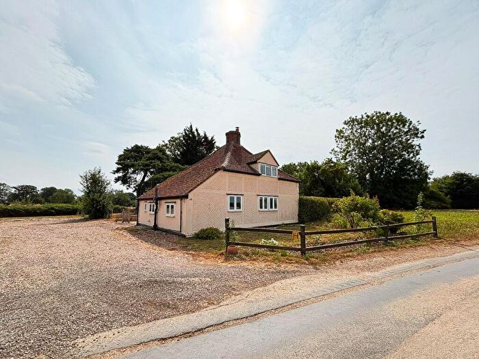3 Bedroom Cottage To Rent In Hazel End, Farnham, CM23