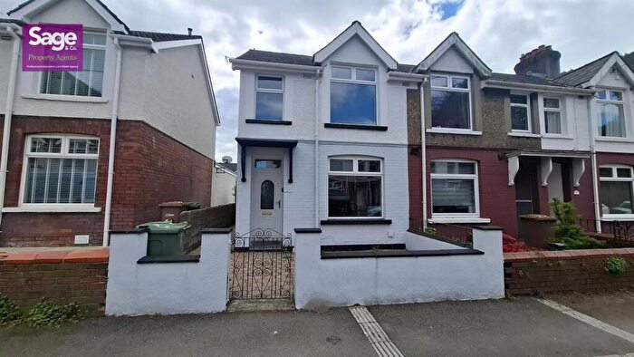 3 Bedroom End Of Terrace House For Sale In Marne Street, Cwmcarn, Crosskeys, Newport, NP11