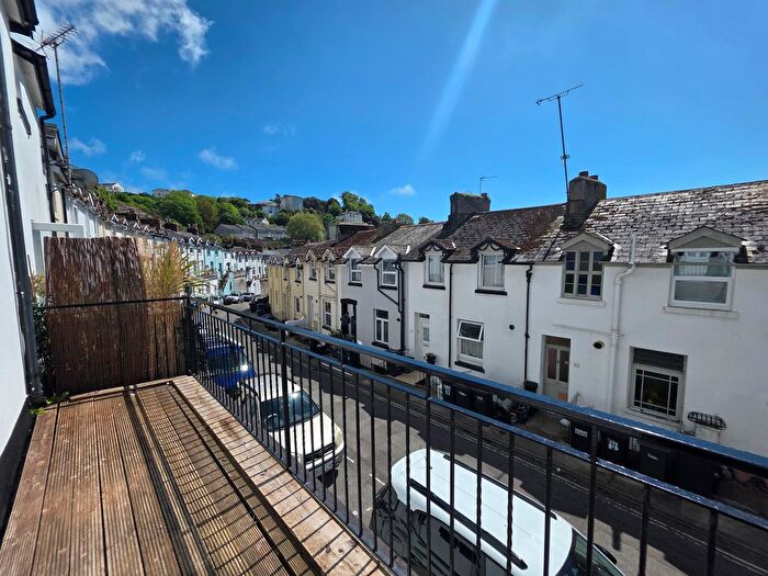 1 Bedroom Flat To Rent In Queen Street, Torquay, TQ1