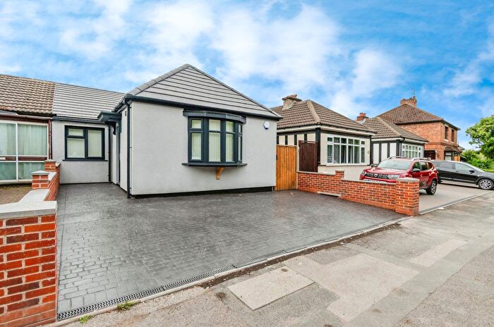 4 Bedroom Semi-Detached Bungalow For Sale In Stowheath Lane, Wolverhampton, WV1