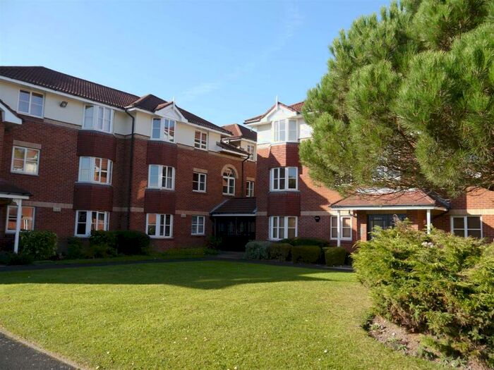 2 Bedroom Flat To Rent In Summerfield Village Court, Ringstead Drive, Wilmslow, SK9