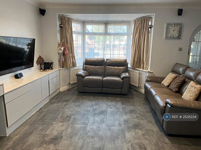 3 Bedroom End Of Terrace House To Rent In Turner Road, Edgware, HA8