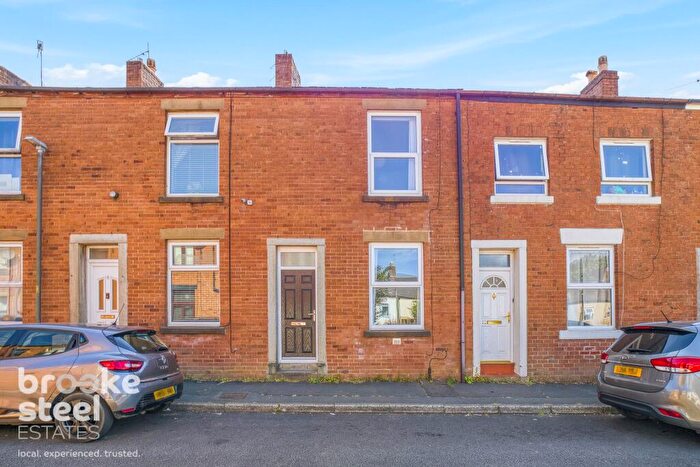 2 Bedroom Terraced House For Sale In Parkinson Street, Haslingden, BB4