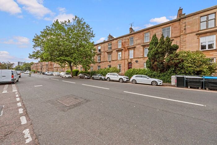 2 Bedroom Flat To Rent In Paisley Road West, Glasgow City, Glasgow, G51