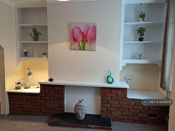 2 Bedroom Terraced House To Rent In Windsor Street, Gorton, Manchester, M18