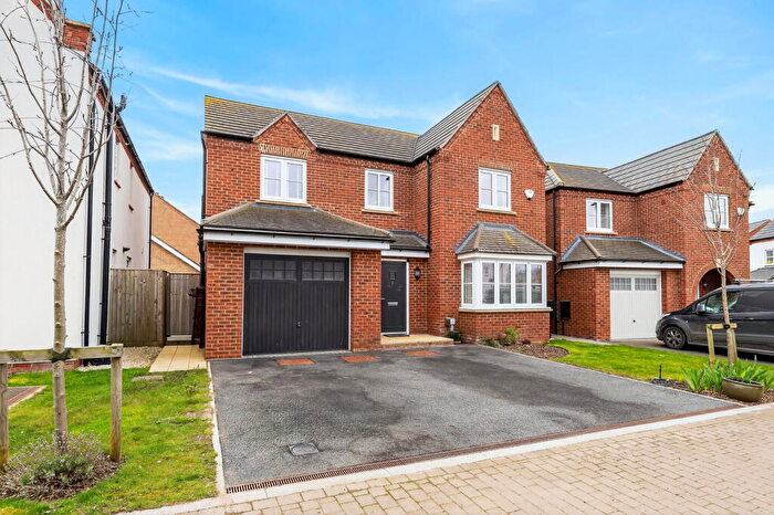 4 Bedroom Detached House For Sale In Pond Gardens, Wixams, MK45