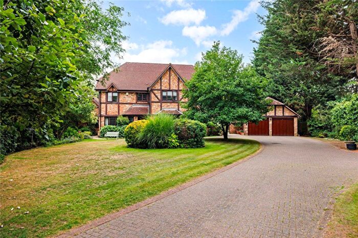 5 Bedroom Detached House For Sale In Stokesheath Road, Oxshott, Surrey, KT22