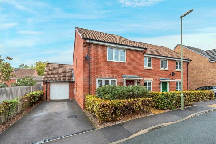 2 Bedroom Semi-Detached House To Rent In Rothschild Drive, Sarisbury Green, Southampton, Hampshire, SO31