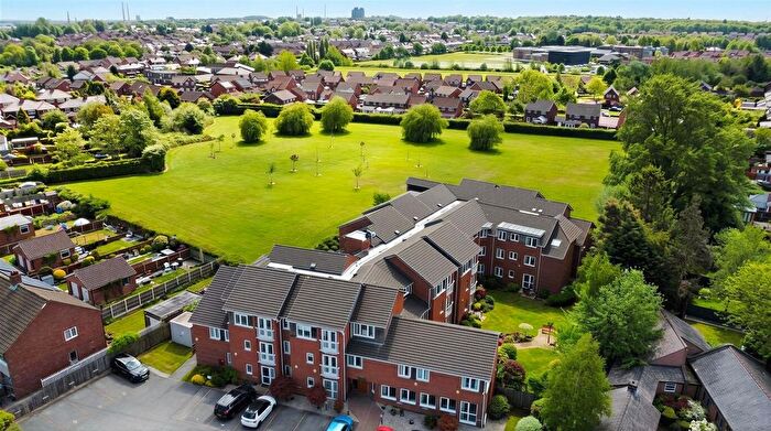 2 Bedroom Flat For Sale In Kiln Lane, Eccleston, St Helens, WA10