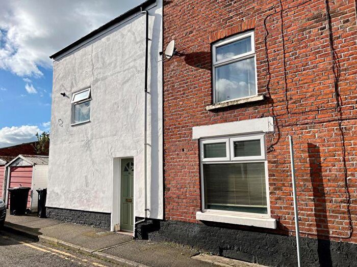 1 Bedroom Flat To Rent In Heywood Street, Congleton, CW12