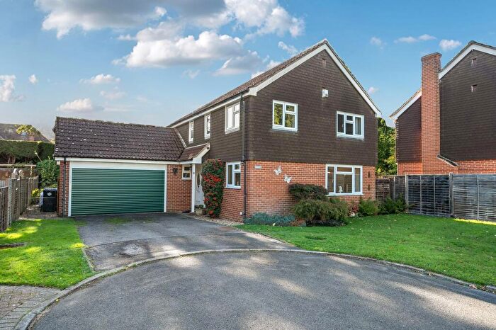 4 Bedroom Detached House For Sale In Southby Drive, Fleet, GU51