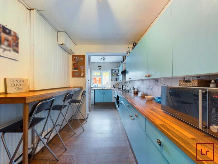 6 Bedroom Property To Rent In Clarendon Gardens, Wembley, HA9