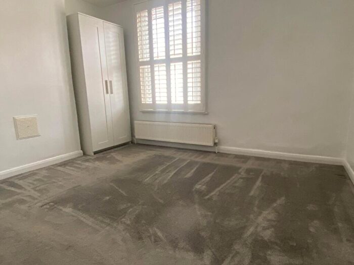 2 Bedroom End Of Terrace House To Rent In Station Road, Meopham, Gravesend, Kent, DA13