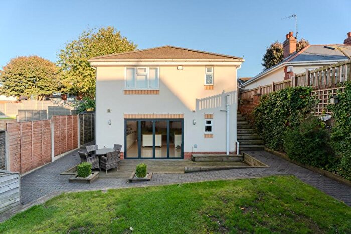 3 Bedroom Detached House For Sale In Eve Lane, Dudley, DY1