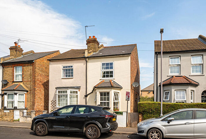 3 Bedroom Semi-Detached House For Sale In Wood Street, Mitcham, CR4