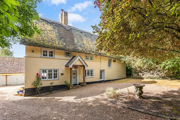 5 Bedroom Detached House For Sale In Luynes Rise, Buntingford, Hertfordshire, SG9