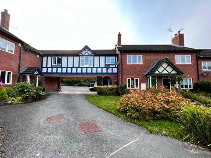 1 Bedroom Flat To Rent In Claremont Close, Kingsmead, CW9