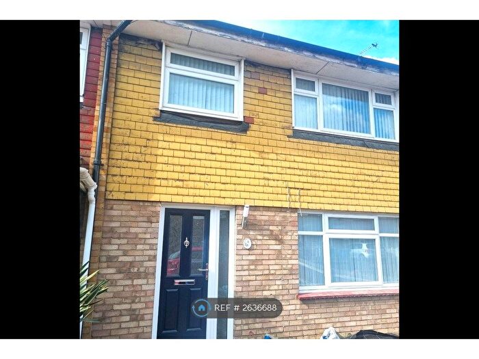 1 Bedroom Flat To Rent In Sexton Road, Tilbury, RM18
