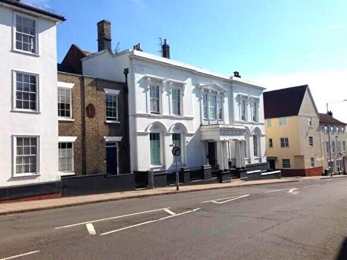 2 Bedroom Apartment For Sale In Belgrave Place, East Hill, Colchester, Essex, CO1