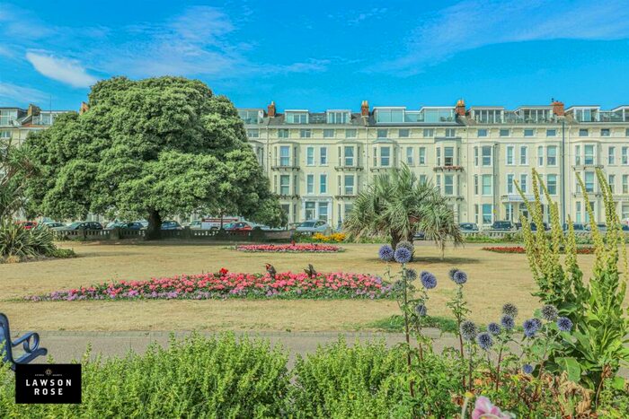 2 Bedroom Flat To Rent In South Parade, Southsea, PO5