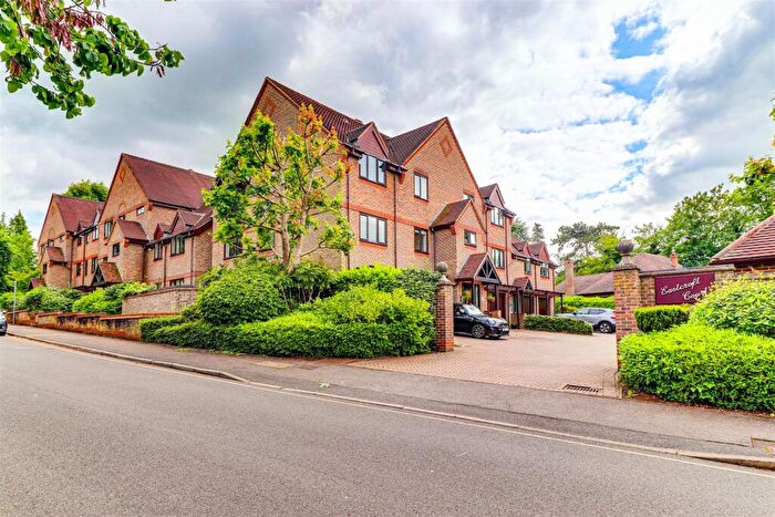 3 Bedroom Maisonette To Rent In Albury Road, Guildford, GU1