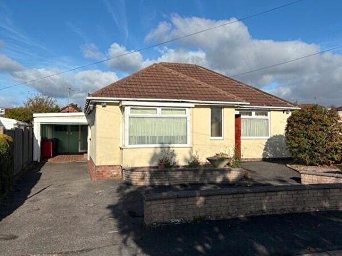 3 Bedroom Bungalow For Sale In Waterford Drive, Little Neston, CH64