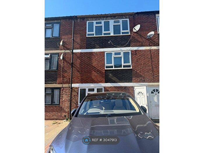 6 Bedroom Terraced House To Rent In Brooks Road, London, E13