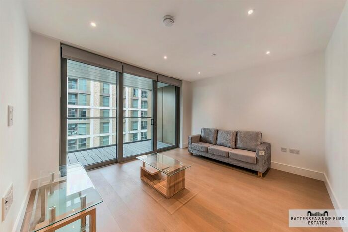1 Bedroom Flat For Sale In Chartwell House, Prince Of Wales Drive, SW11