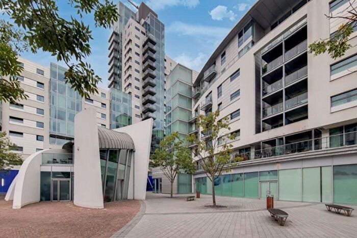 1 Bedroom Property To Rent In Empire Square, London, SE1