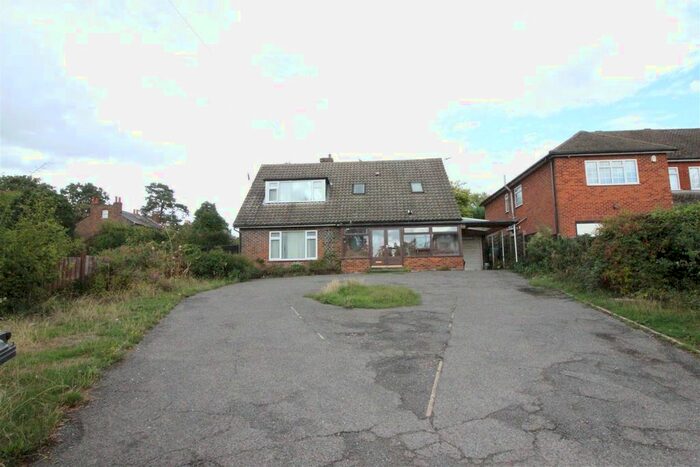 4 Bedroom Detached Bungalow To Rent In Stonards Hill, CM16