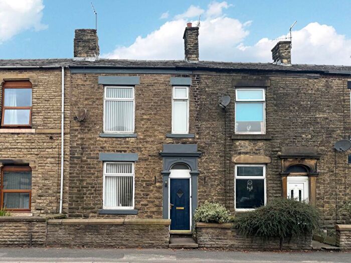 3 Bedroom Terraced House To Rent In Milnrow Road, Shaw, Oldham, OL2
