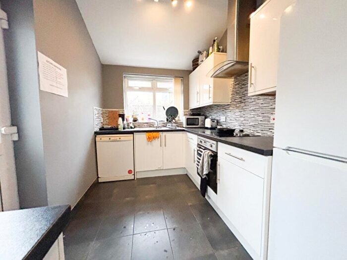 4 Bedroom Terraced House To Rent In Boston Road, Horfield, Bristol, Somerset, BS7