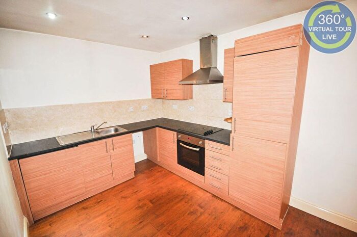 2 Bedroom Flat To Rent In Midland Road, Bedford, MK40