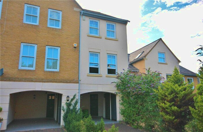 3 Bedroom Terraced House To Rent In Wraysbury Gardens, Staines-Upon-Thames, Surrey, TW18