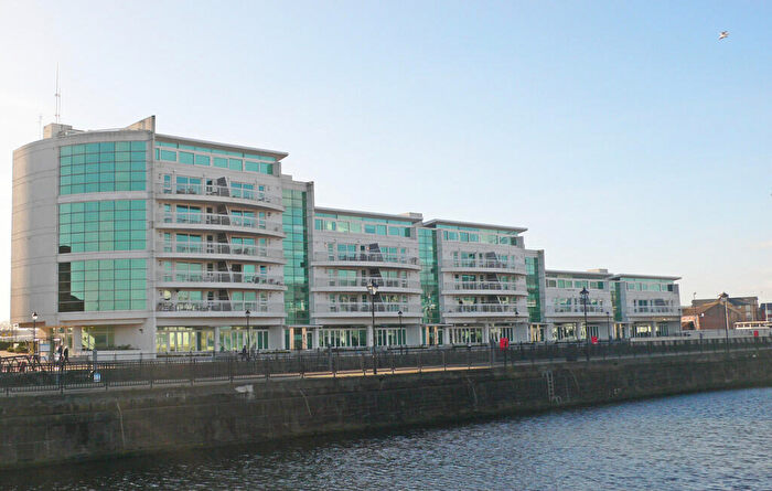 1 Bedroom Apartment To Rent In Sovereign Quay, Cardiff Bay, CF10