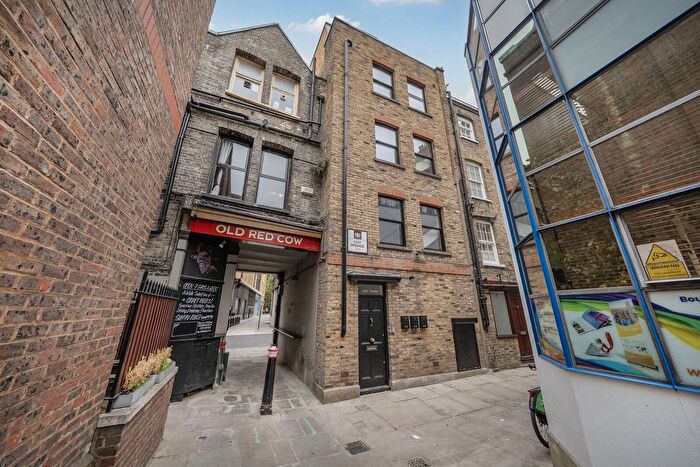 Studio To Rent In East Passage, Farringdon, London, EC1A