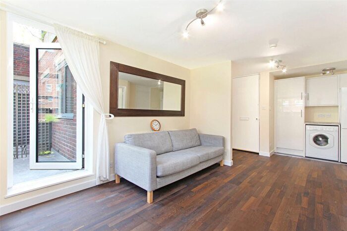 2 Bedroom Flat To Rent In Talbot Road, Notting Hill, W2