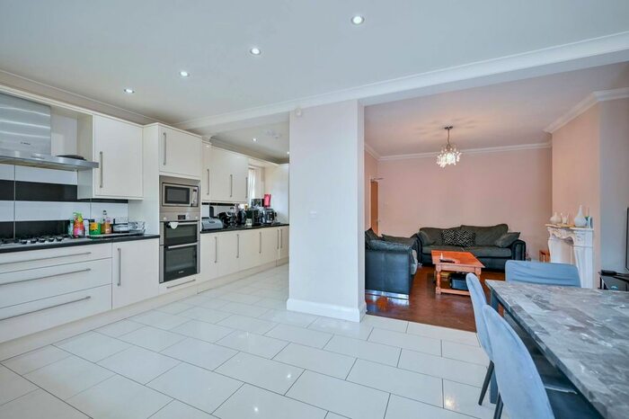 4 Bedroom Property To Rent In Syon Park Gardens, Osterley, Isleworth, TW7
