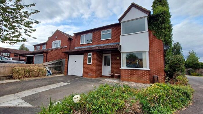 4 Bedroom Detached House For Sale In Newlands Road, Haconby, Bourne, PE10