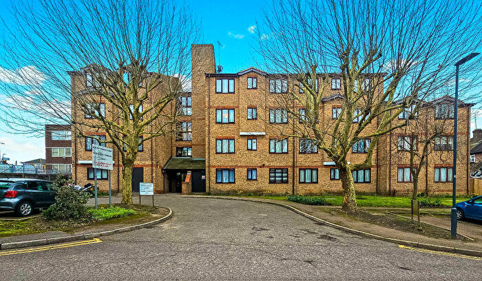 1 Bedroom Flat For Sale In Jem Paterson Court, Hartington Close, HA1