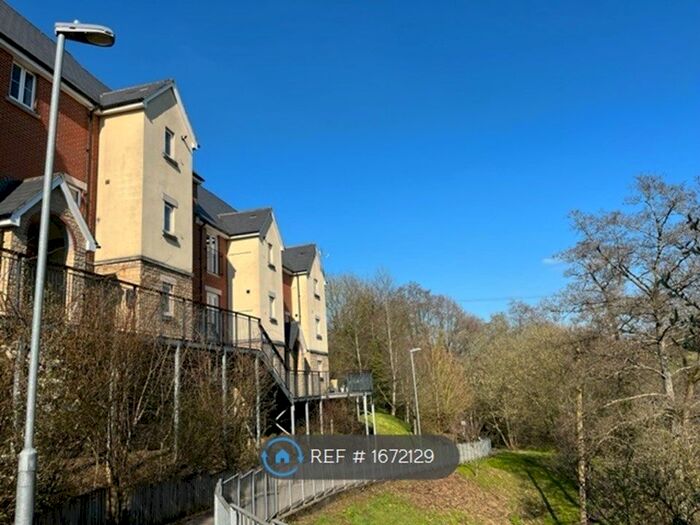 1 Bedroom Flat To Rent In Providence Court, Frome, BA11