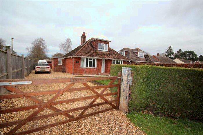 4 Bedroom Bungalow For Sale In Mockbeggar Lane, Ibsley, Ringwood, Hampshire, BH24