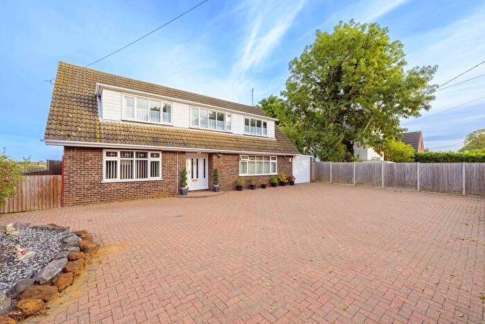 5 Bedroom Detached House For Sale In Main Road, Parson Drove, Wisbech, Cambridgeshire, PE13