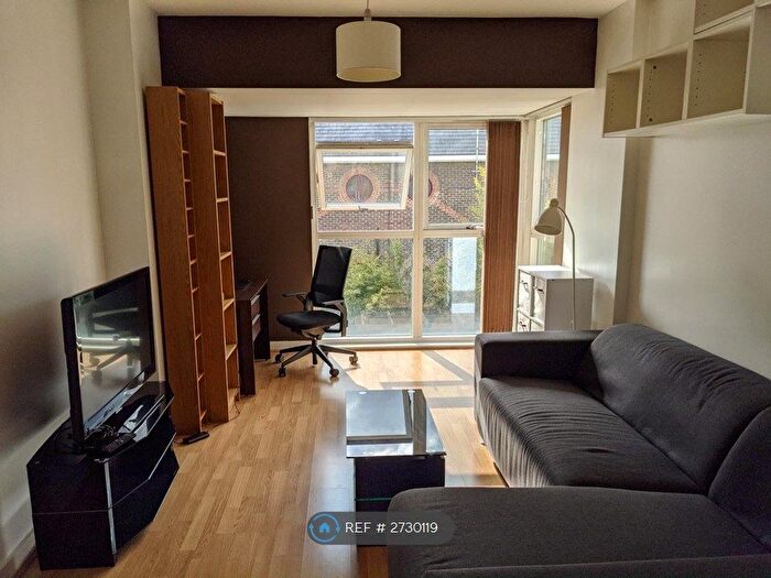 1 Bedroom Flat To Rent In Point Pleasant, London, SW18