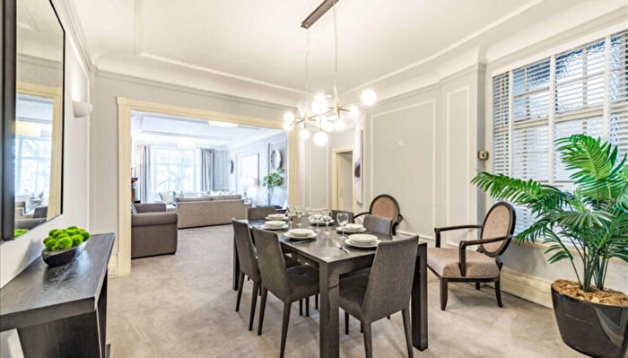 6 Bedroom Apartment To Rent In Park Road, London, NW8