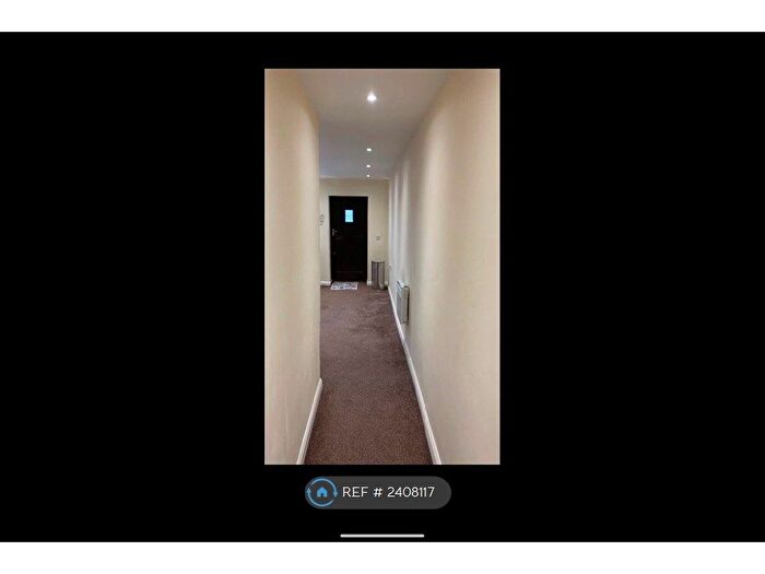 2 Bedroom Flat To Rent In Osborne House, Houghton Regis, LU5