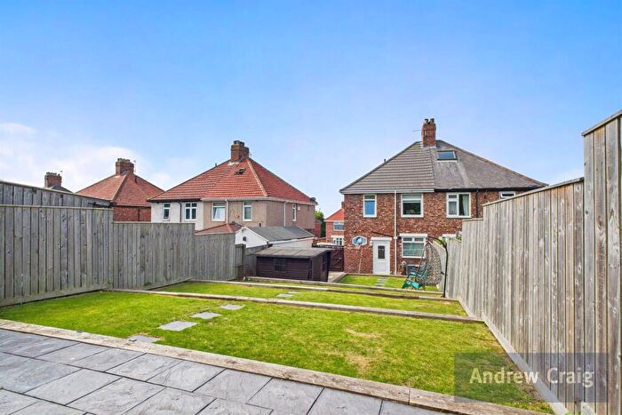 3 Bedroom Semi-Detached House For Sale In Oak Avenue, South Shields, NE34