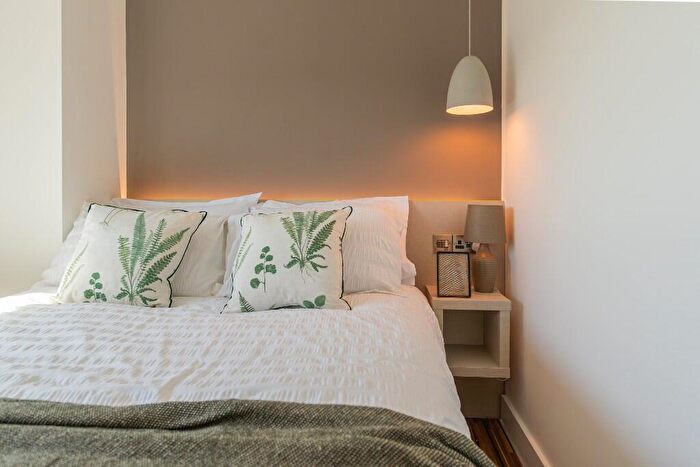 1 Bedroom Apartment To Rent In Xl Bed Apartment, Westpoint, Chester Road, M16