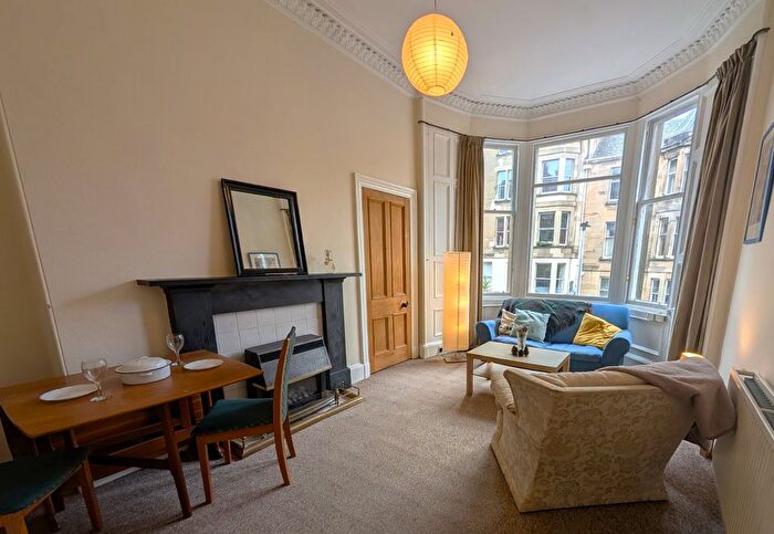 1 Bedroom Flat To Rent In Comiston Place, Morningside, Edinburgh, EH10