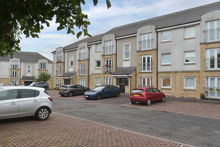 2 Bedroom Flat For Sale In Prestonfield Gardens, Linlithgow, West Lothian, EH49